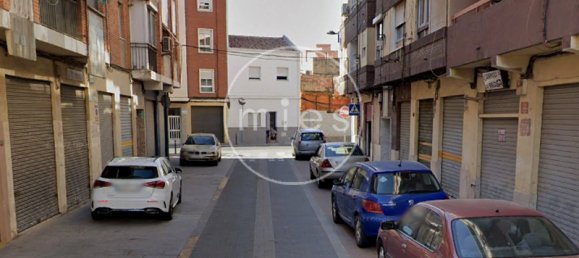 17m² Commercial property in Torrent, Spain No. 142584 2
