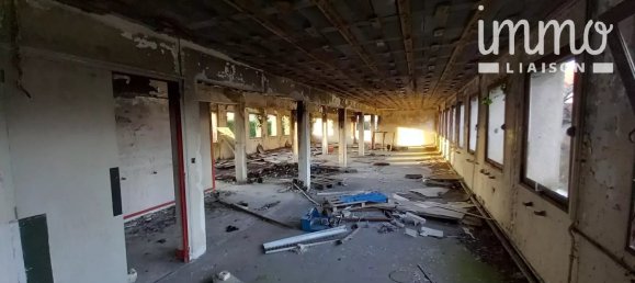  بناية في Salbris, France 600متر مربع رقم 89594 4