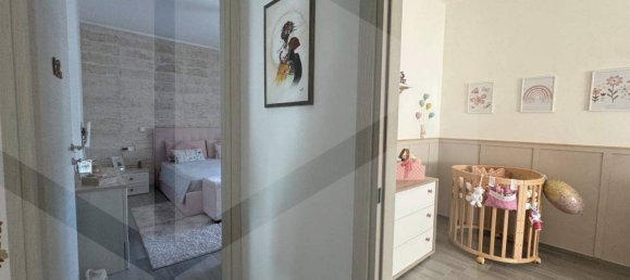 Apartamento de 4 habitaciónes en Monopoli, Italy No. 27602 14