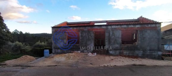 2 Schlafzimmer Haus in Olalhas, Portugal, Nr. 14523 6