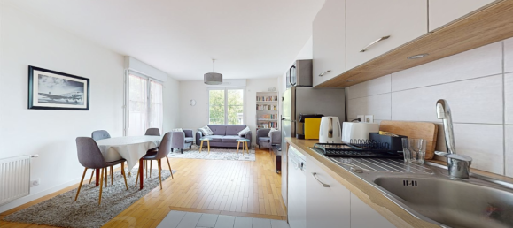 Apartamento de 3 dormitorios en Serris, France No. 328382 2