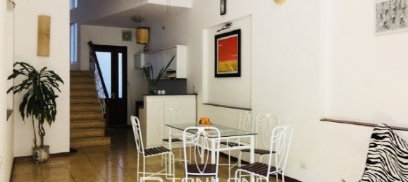 3 Schlafzimmer Haus in Tay Ho, Vietnam, Nr. 1392 2