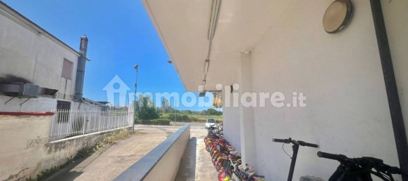 3-Zimmer Gewerbliche Immobilie in Pozzuoli, Italy, Nr. 258272 13