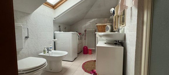 4 rooms Apartment in Parma, Italy No. 98044 13