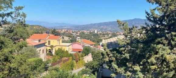 5-salle Appartement à Carolei, Italy No. 303603 3