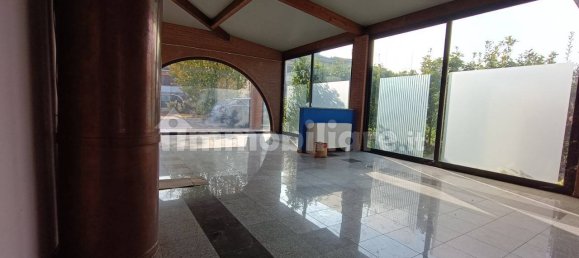 5-Zimmer Gewerbliche Immobilie in Felino, Italy, Nr. 273582 8
