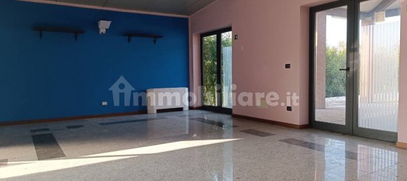 5-Zimmer Gewerbliche Immobilie in Felino, Italy, Nr. 273582 7