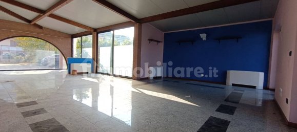 5-Zimmer Gewerbliche Immobilie in Felino, Italy, Nr. 273582 2