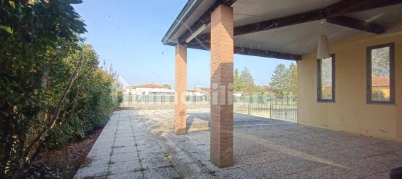 5-Zimmer Gewerbliche Immobilie in Felino, Italy, Nr. 273582 12