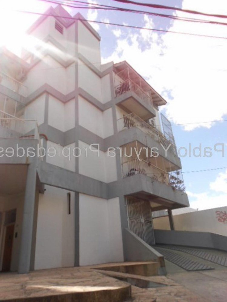 Entrepôt à Tres de Febrero, Argentina No. 23956