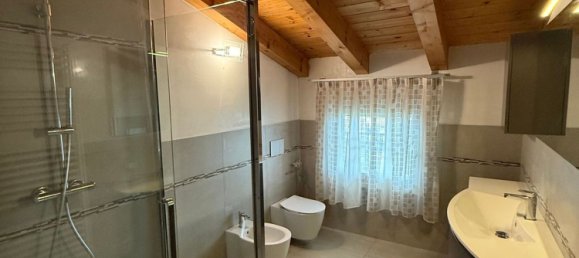 7 bedrooms House in Padua, Italy No. 330674 17