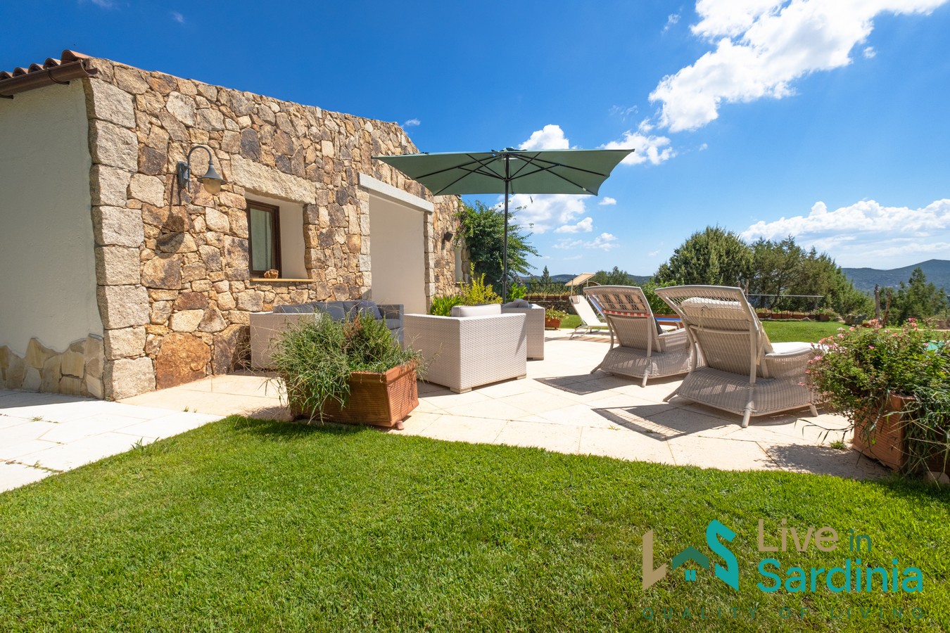 3 Schlafzimmer Villa in Olbia, Italy, Nr. 340782