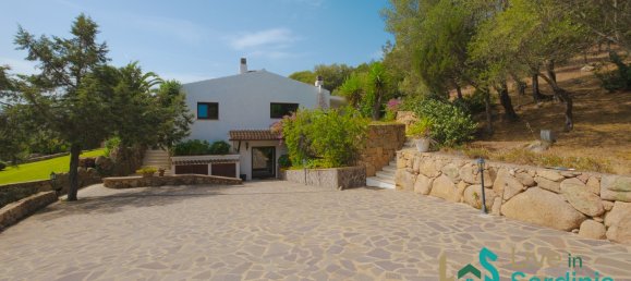 3 Schlafzimmer Villa in Olbia, Italy, Nr. 340782 5