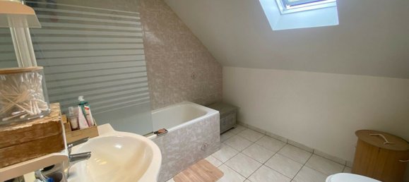 3 bedrooms House in Fougeres, France No. 359070 7