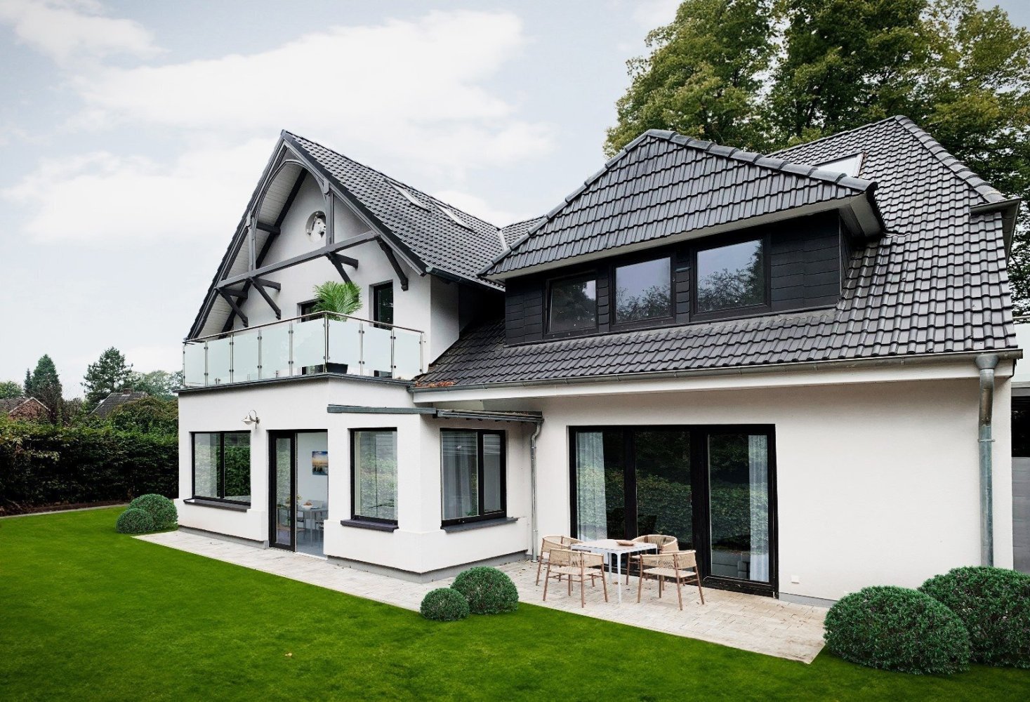 Квартира с 4 комнатами в Бремен, Германия № 357324