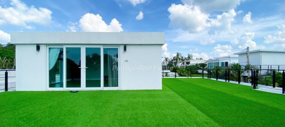 3 غرف نوم منزل في Sattahip, Thailand رقم 25121 4