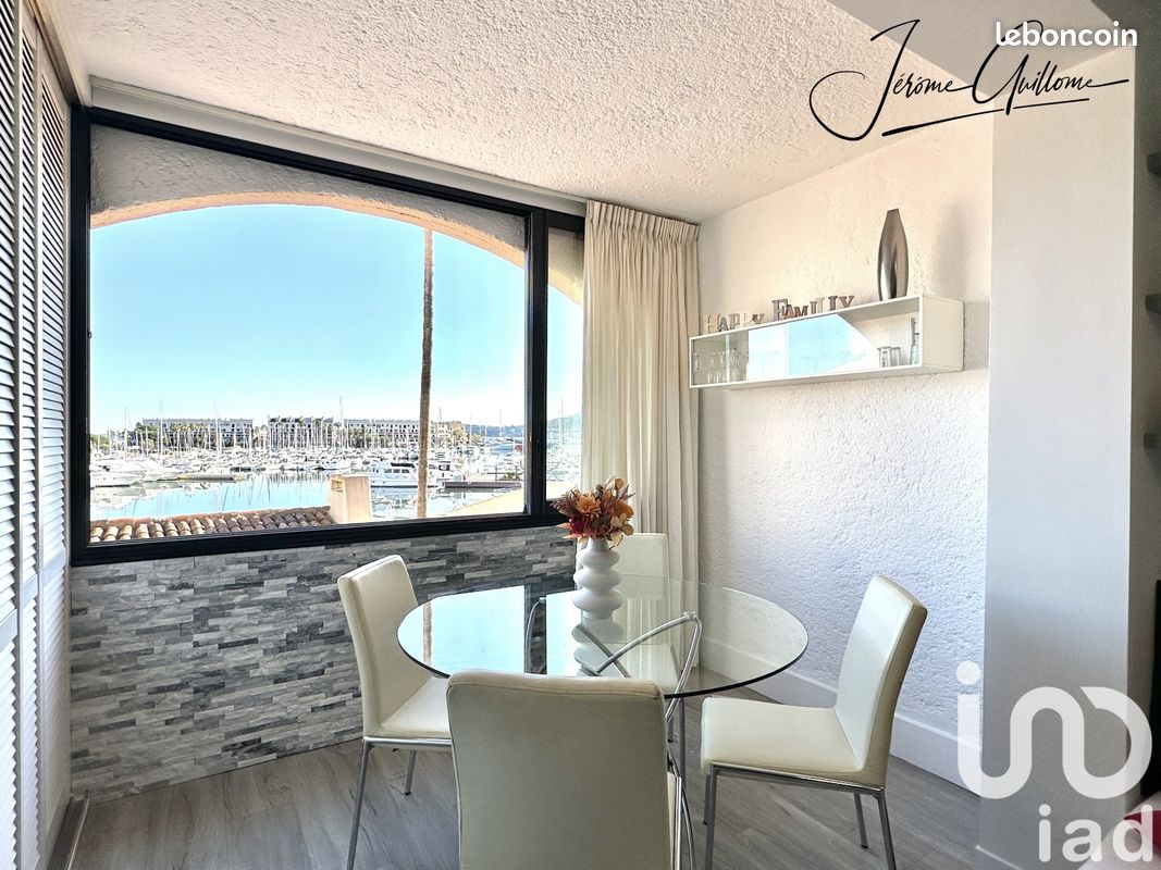 2 rooms Apartment in Cogolin, France No. 197468