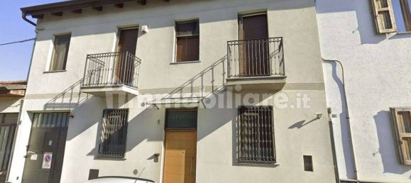 4 bedrooms House in Grugliasco, Italy No. 288189 2