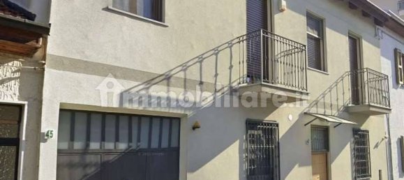 4 bedrooms House in Grugliasco, Italy No. 288189 3