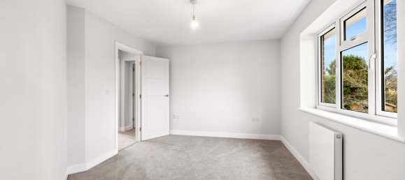 3 Schlafzimmer Haus in Crawley, United Kingdom, Nr. 1066 12