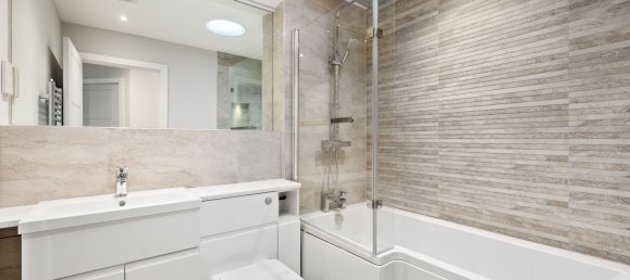 3 Schlafzimmer Haus in Crawley, United Kingdom, Nr. 1066 31