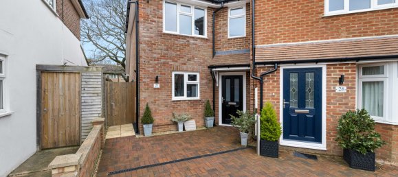 3 Schlafzimmer Haus in Crawley, United Kingdom, Nr. 1066 20