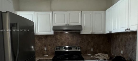 2 bedrooms Villa for rent in Miami, Miami-Dade, Florida, USA № 614744 8