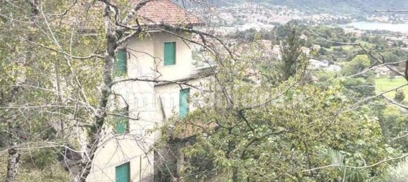 2-salle Appartement à Calolziocorte, Italy No. 7186 18