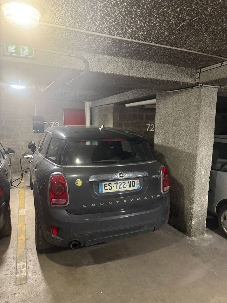 11m² Parking in Paris, France No. 329921