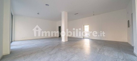 1-salle Propriété commerciale à Sondrio, Italy No. 156453 14
