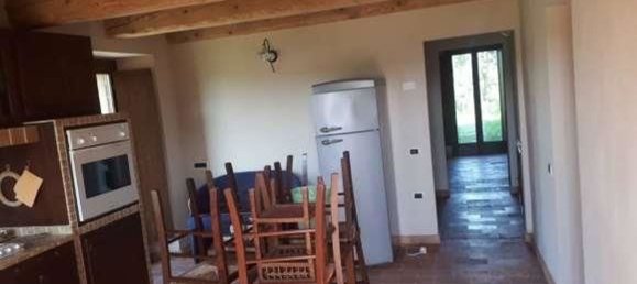 عقار تجاري في Urbino, Italy 310متر مربع رقم 362620 2