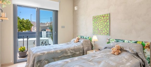 3 bedrooms Townhouse in Alicante, Spain No. 190787 2