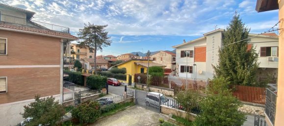 4-salle Appartement à Cave, Italy No. 173939 2