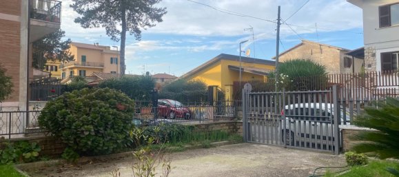 4-salle Appartement à Cave, Italy No. 173939 25