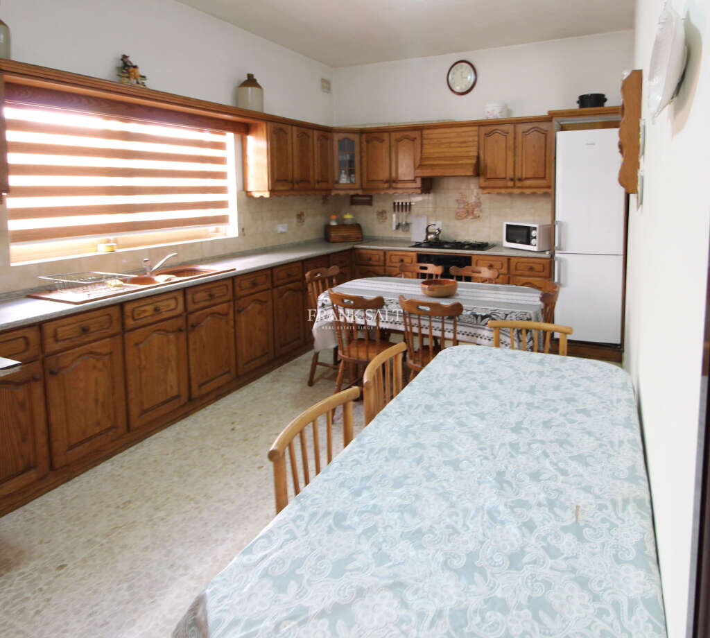 Casa T6 em Attard, Malta N.º 4255