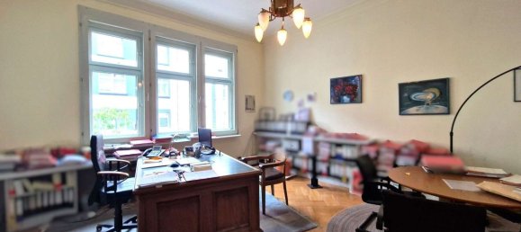 13 rooms Building in Duisburg, Germany No. 314045 11