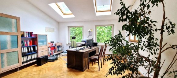 13 rooms Building in Duisburg, Germany No. 314045 10