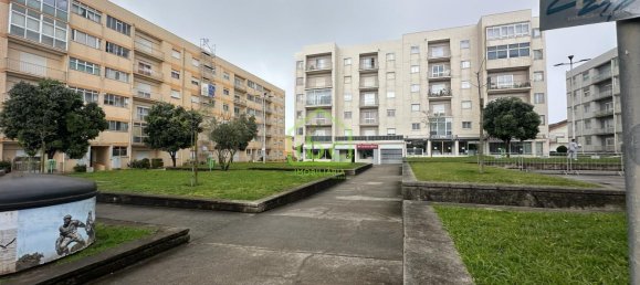 100m² Commercial property in Vila do Conde, Portugal No. 38199 20