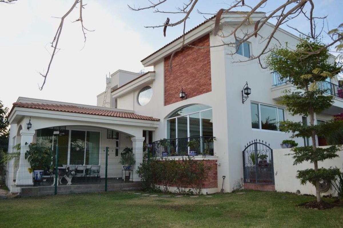 4 bedrooms House in Jalisco, Mexico No. 157091