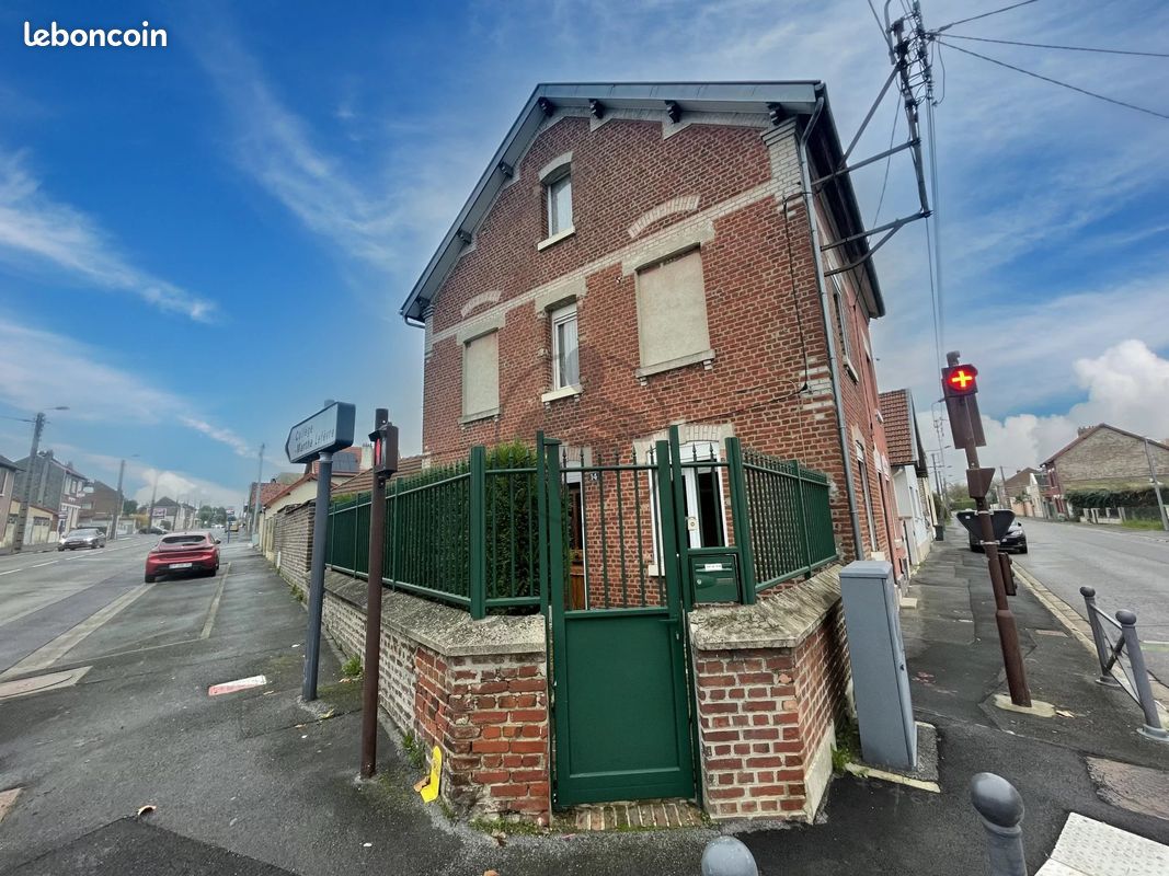 2 chambres Maison à Saint-Quentin, France No. 156881