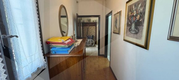 Дом с 5 комнатами в Кастельнуово Рангоне, Италия № 28652 16