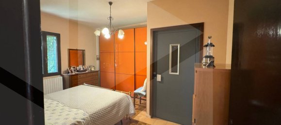 Дом с 5 комнатами в Кастельнуово Рангоне, Италия № 28652 37