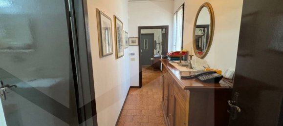 Дом с 5 комнатами в Кастельнуово Рангоне, Италия № 28652 12