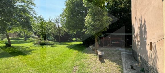 Дом с 5 комнатами в Кастельнуово Рангоне, Италия № 28652 42