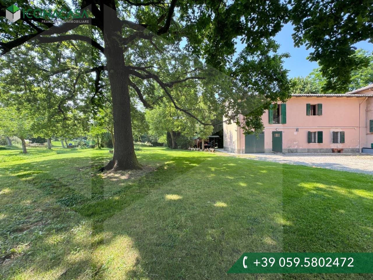 Дом с 5 комнатами в Кастельнуово Рангоне, Италия № 28652