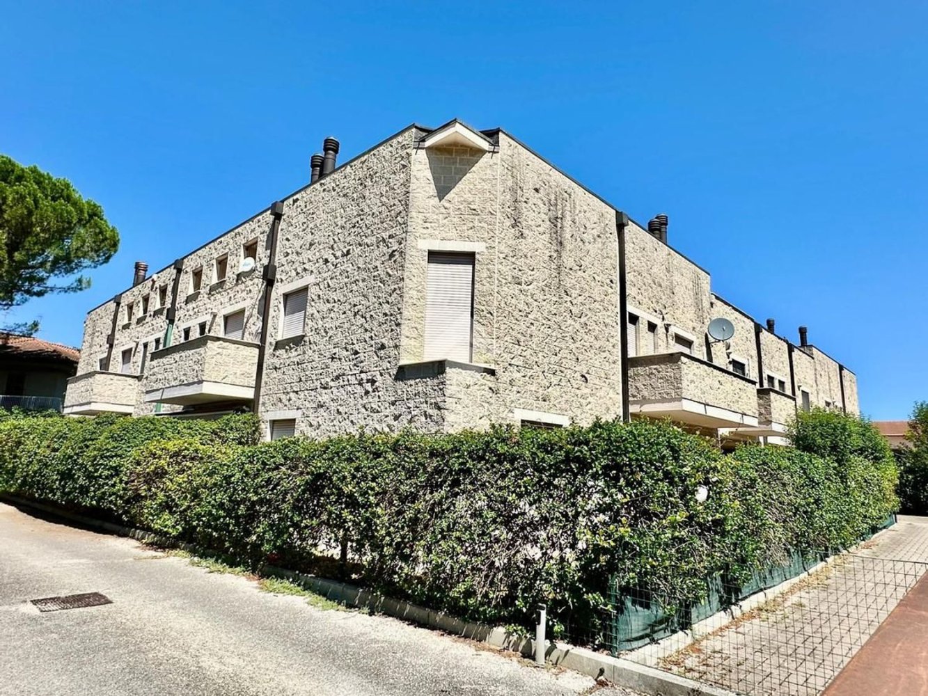 3 rooms Apartment in Spoleto, Italy No. 306851