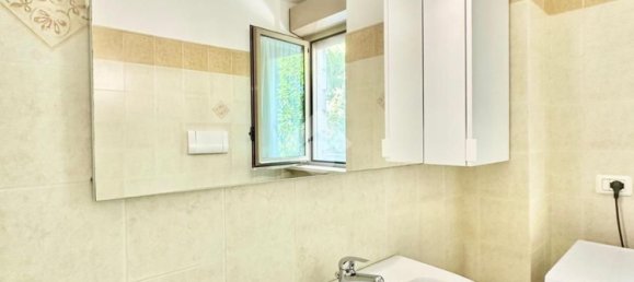 3 rooms Apartment in Spoleto, Italy No. 306851 2