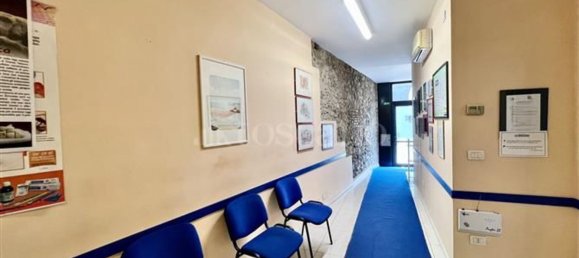 130m² Office in Lonato del Garda, Italy No. 362866 5