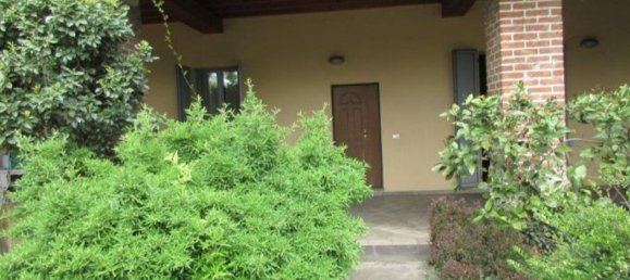 7-salle Appartement à Monza, Italy No. 5284 3