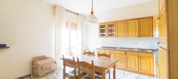 3 bedrooms Apartment in Carpi, Italy No. 358342 9